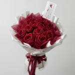 12 Adet Gülden Oluşan Gül Buketi | Romantik Hediye Seçeneği - Görsel 2